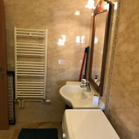Apartament 2 *